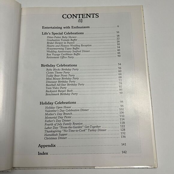 The Pillsbury Cookbook Set of Three Cookbooks Party Bake Off Chocolate Lovers - Picture 4 of 16